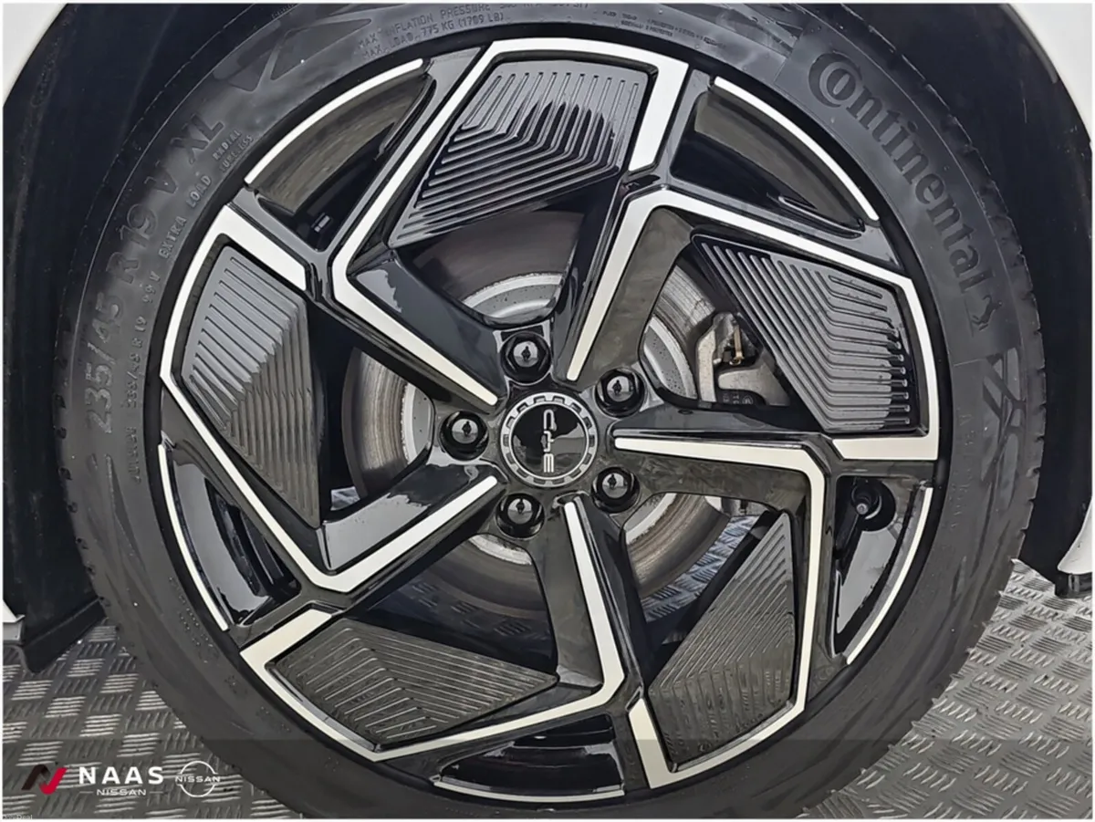 BYD SEAL EXCELLENCE 4WD 530BHP - Image 6