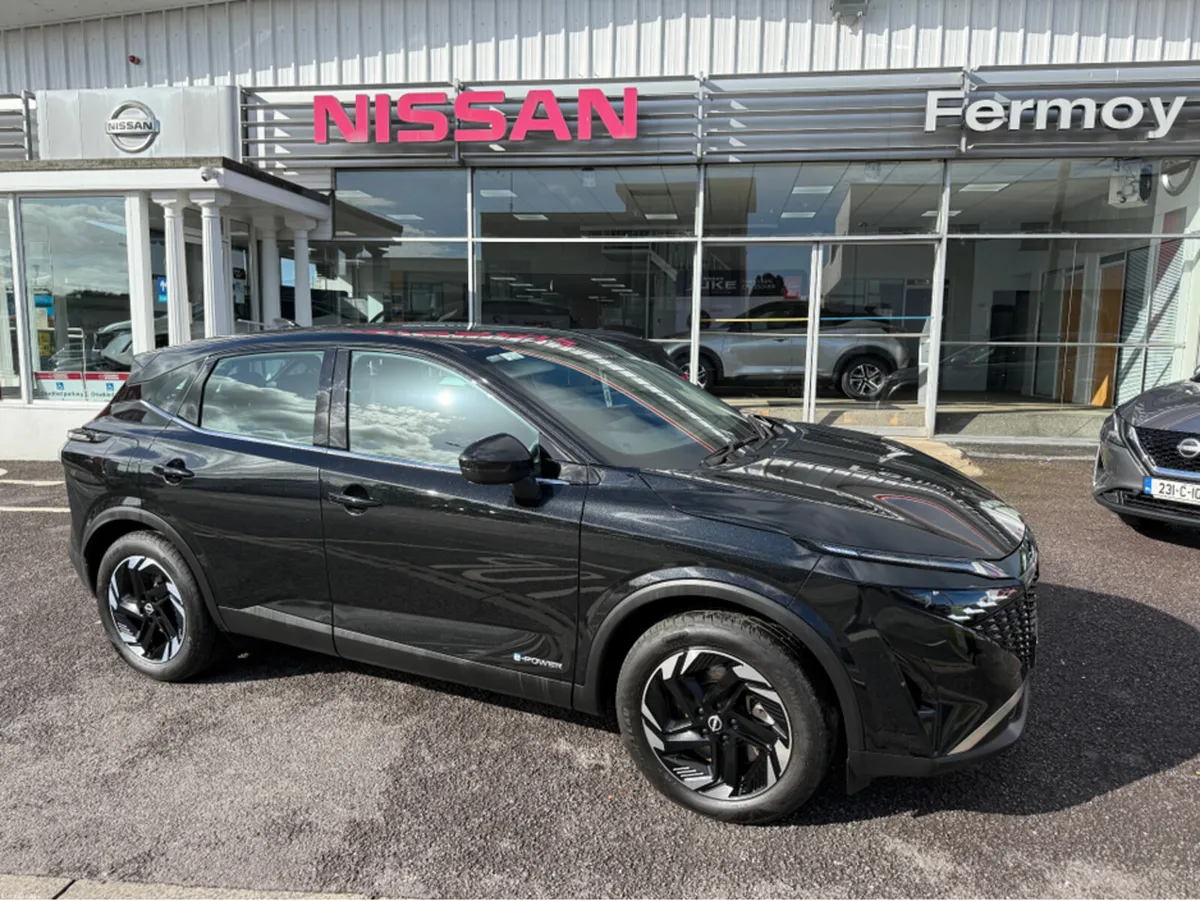 Nissan Qashqai Hybrid Auto SV Free Cold Pack - Image 4