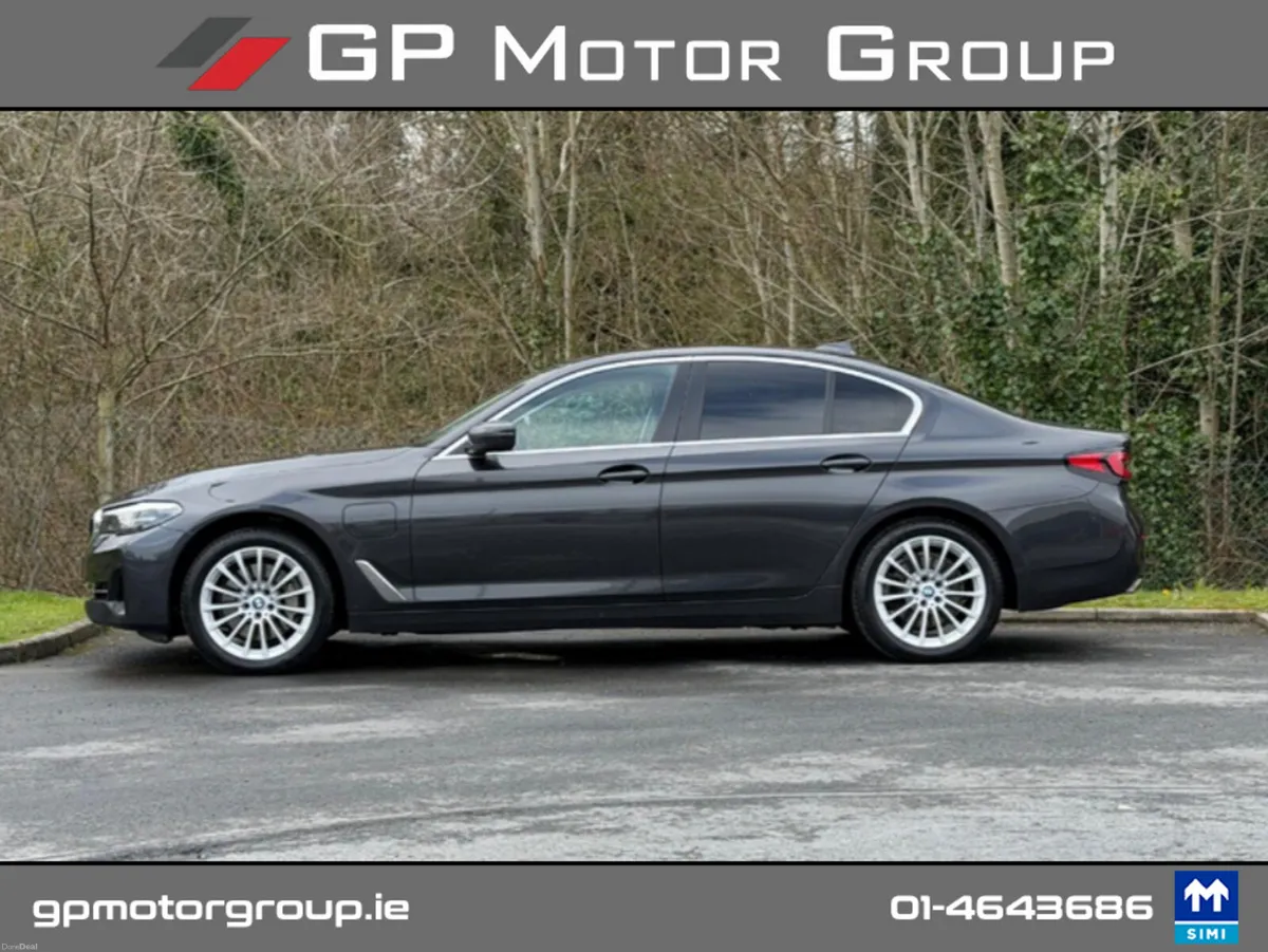 BMW 5-Series 530E SE 2.0 AUTO *1 YEAR WARRANTY* - Image 3