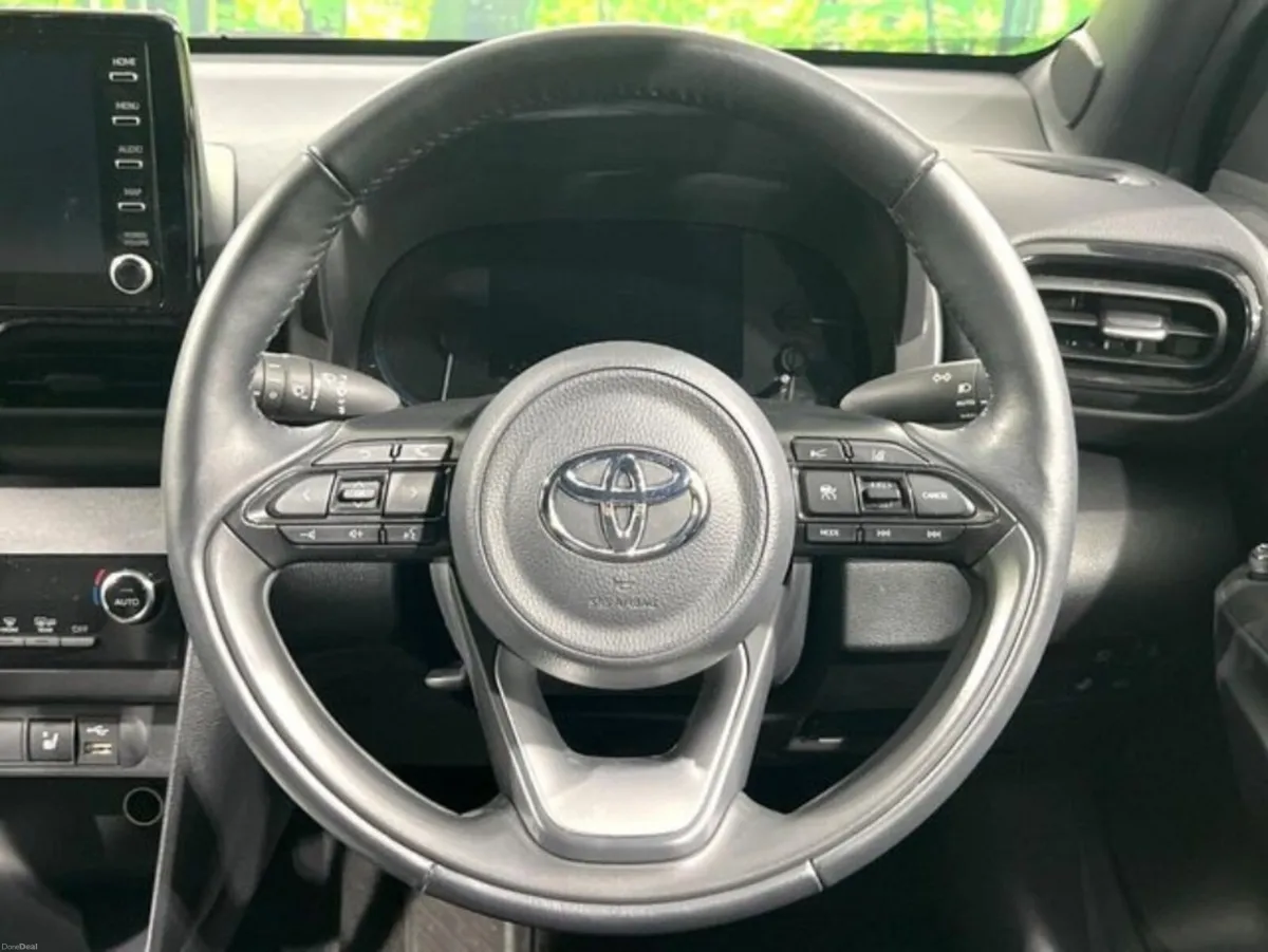 Toyota Yaris Cross 1.5 HYBRID AUTOMATIC   HI - SPE - Image 4