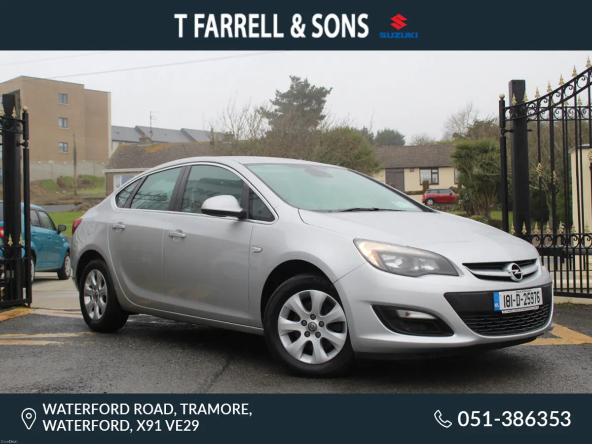 Opel Astra 1.6 CDTI Saloon - Image 1