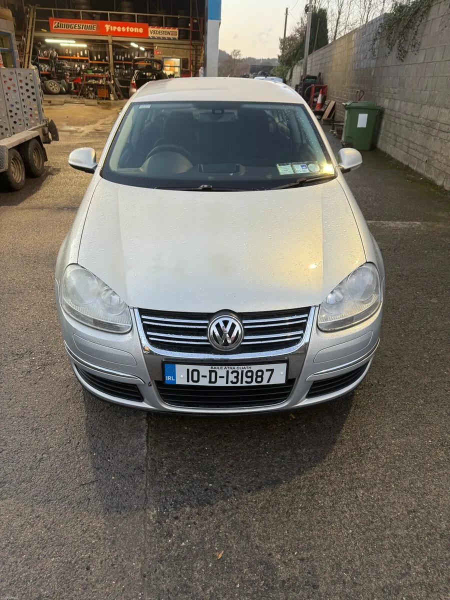 Volkswagen Jetta - Image 3