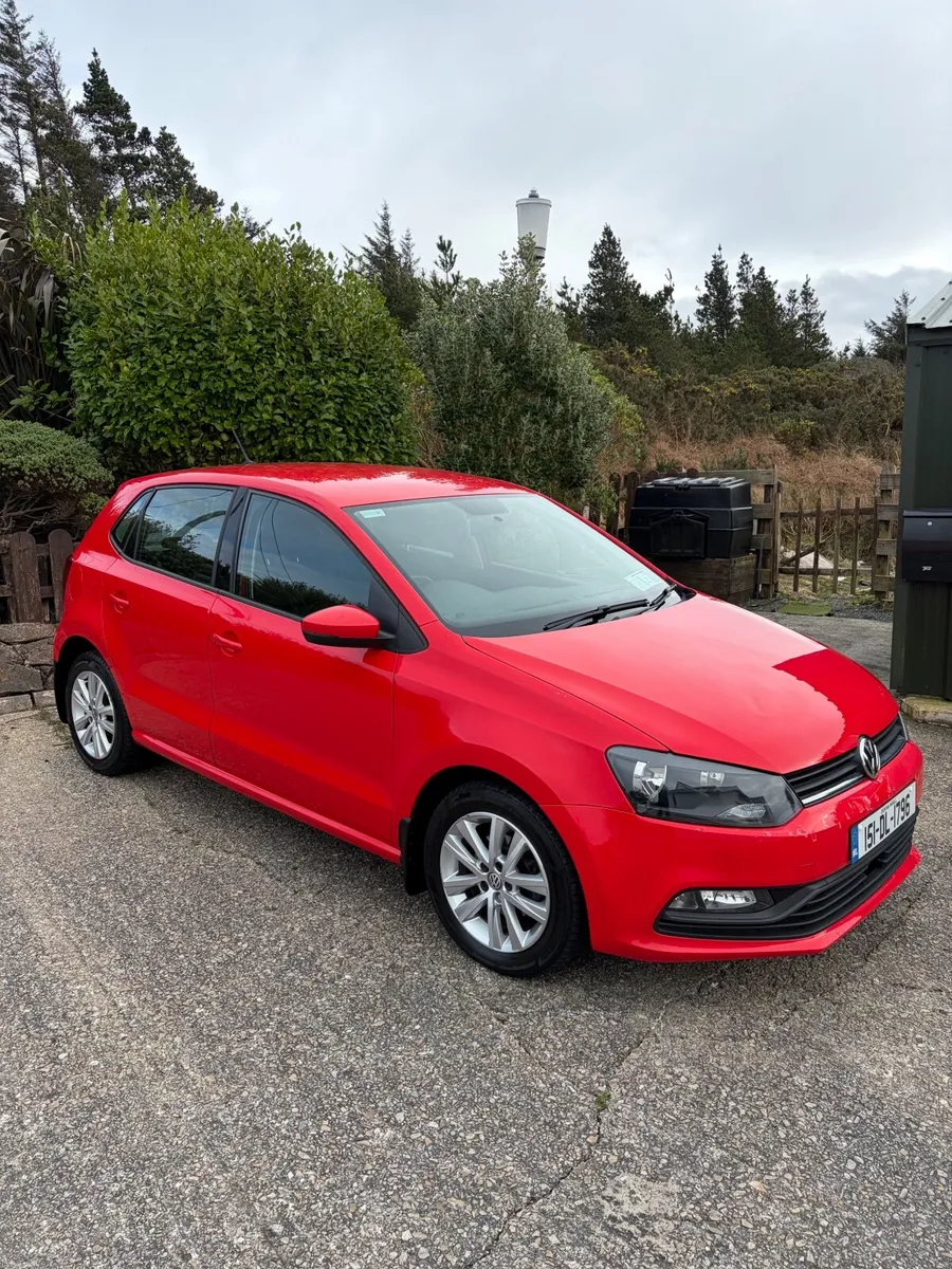 Volkswagen Polo 2015 - Image 1