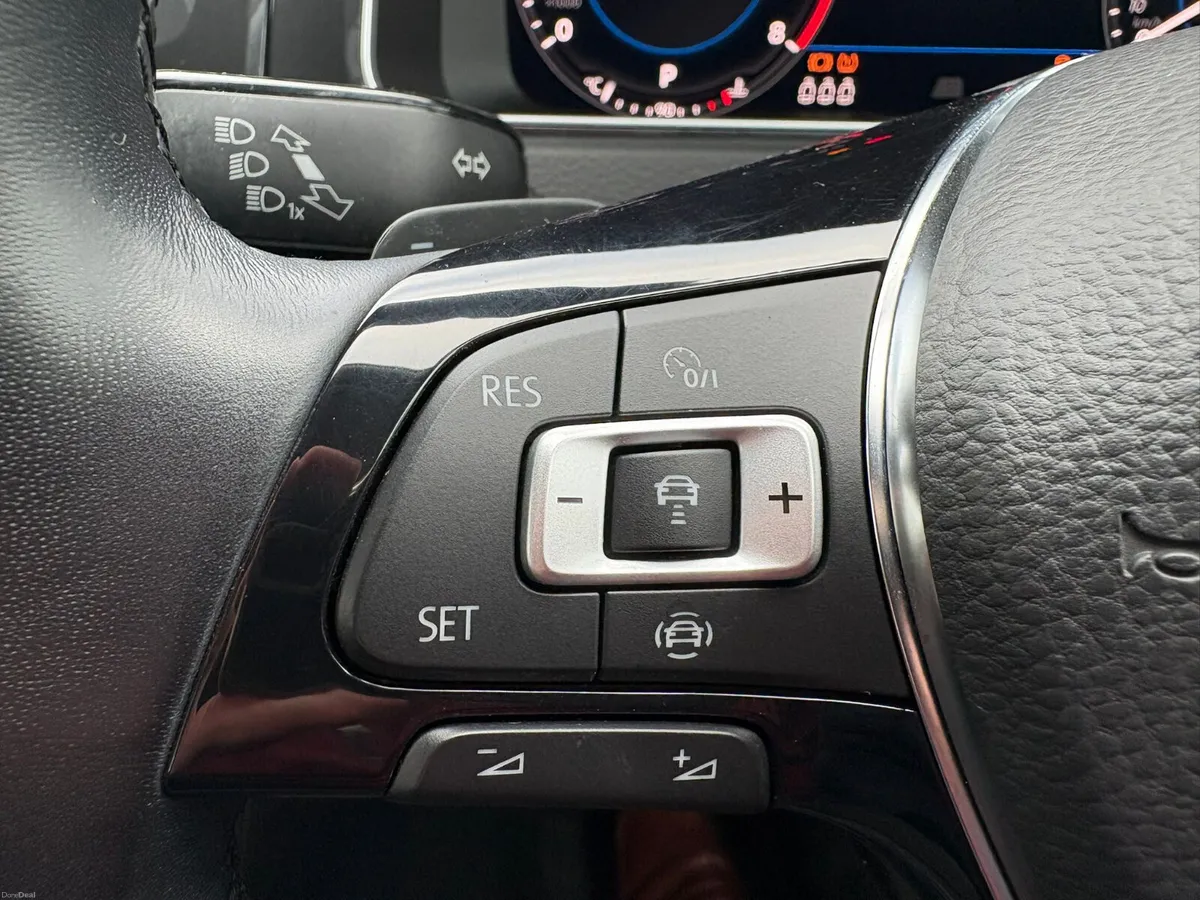 201 VW GOLF COMFORTLINE 1.2 AUTOMATIC PETROL - Image 4