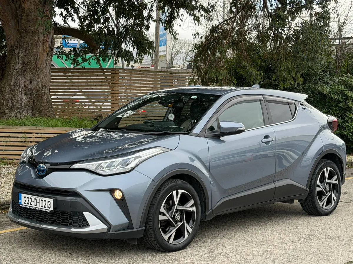 2023 Toyota C-HR..REAR CAMERA..SPORT LINE - Image 2