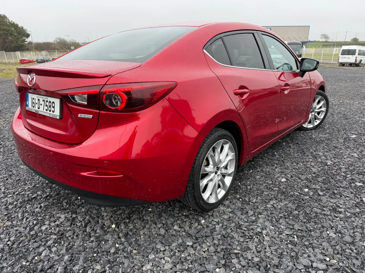 2016 Mazda Mazda3 Platinum Low Miles - Image 3