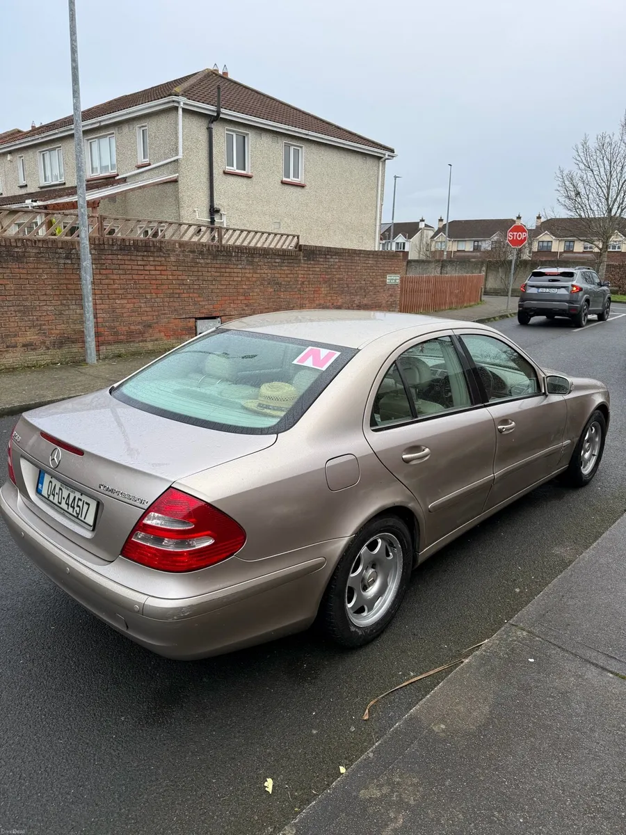 Car for sale - Image 4