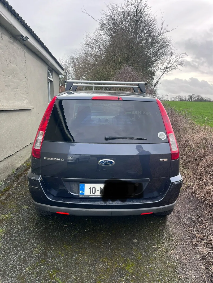 2010 Ford Fusion (1.4 diesel) - Image 2