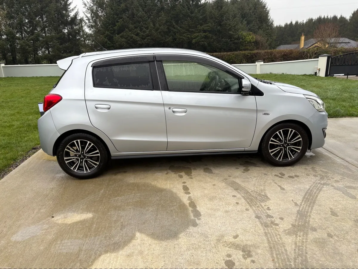 Mitsubishi Mirage 2018 - Image 2