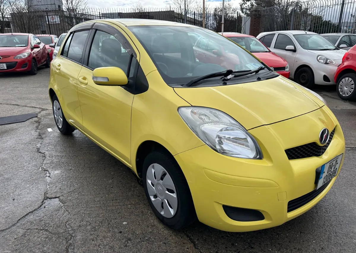 Toyota Vitz 2009 Automatic/ New Nct/ warranty - Image 1