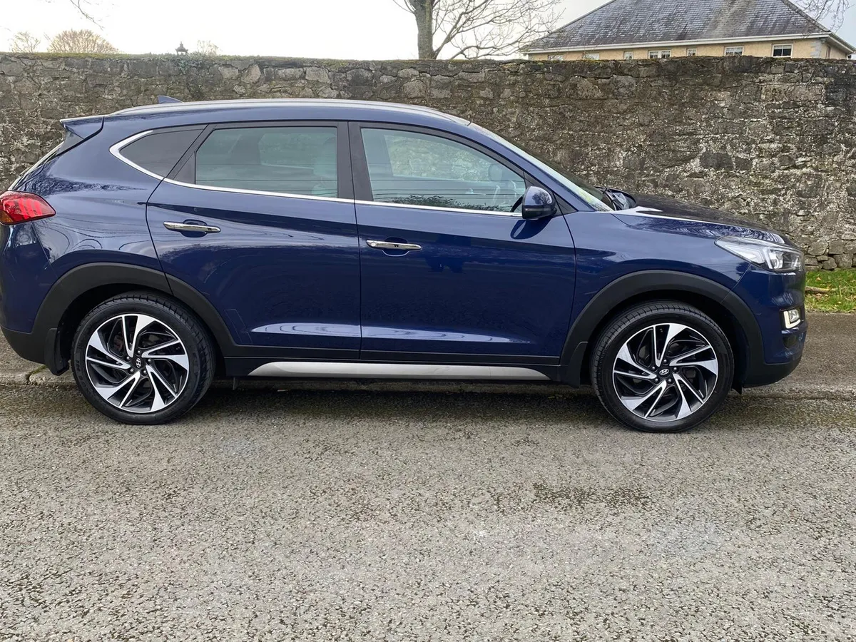 HYUNDAI TUCSON 1.6 EXECUTIVE - Image 2