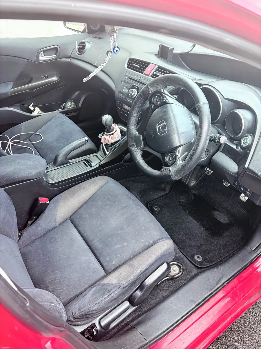 Honda civic - Image 4