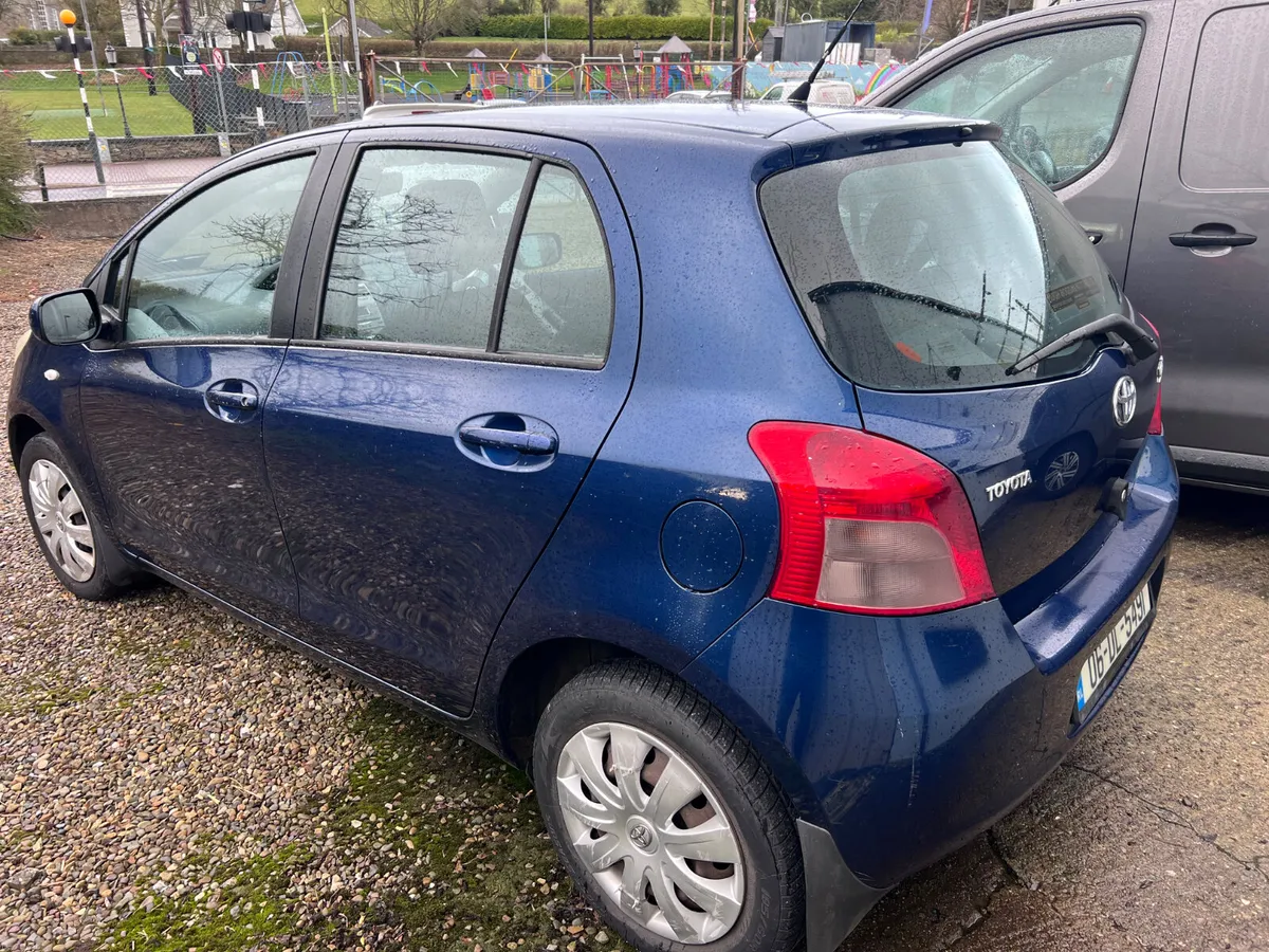 Toyota Yaris luna automatic 1.0 - Image 3