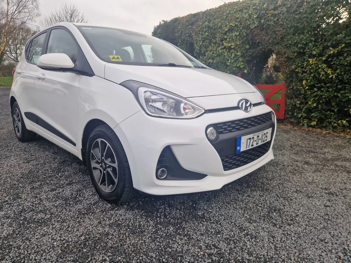 Hyundai i10 DELUXE 2017 - Image 1