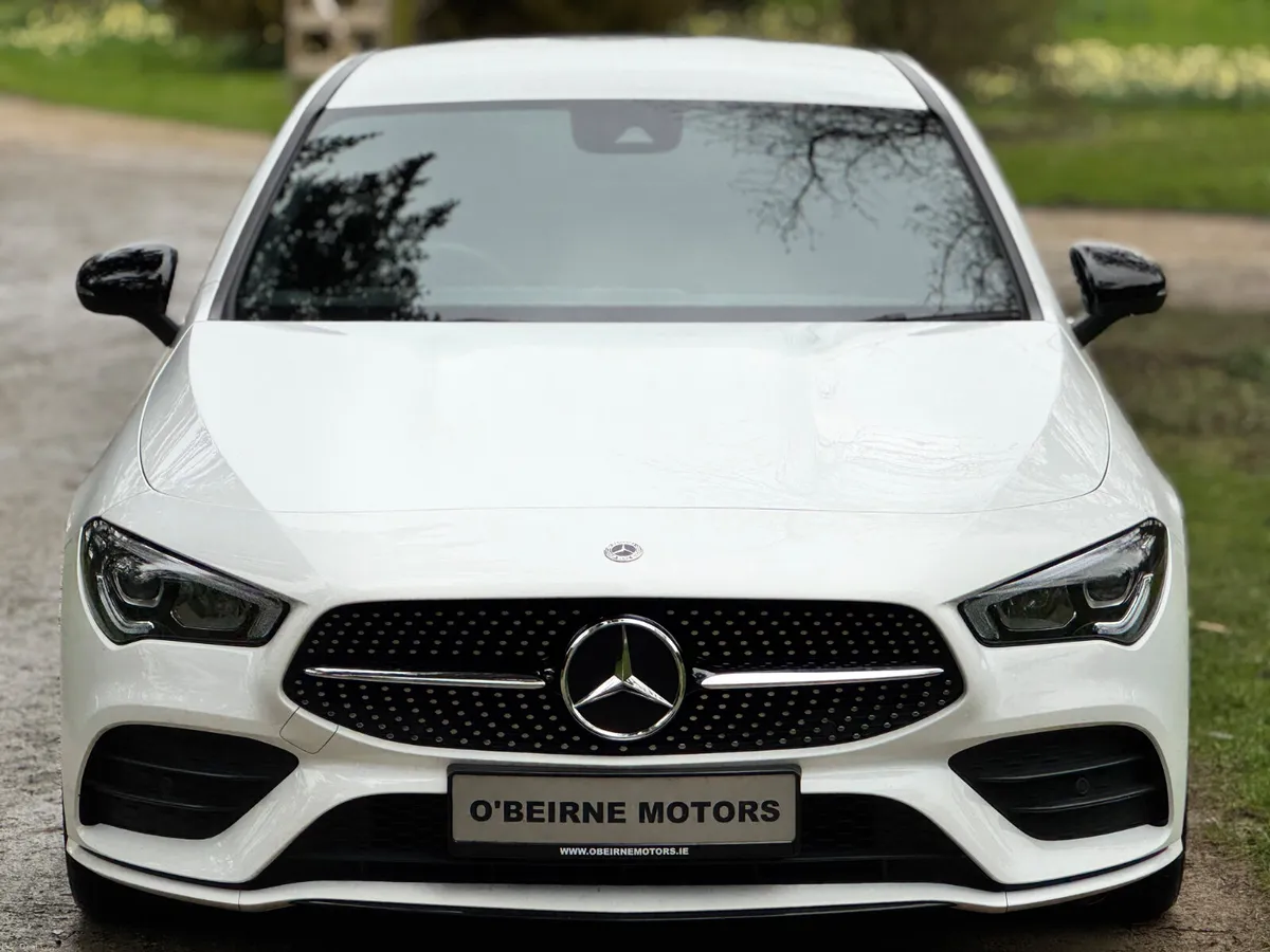 CLA 180D AUTO AMG NIGHT EDT - Image 2