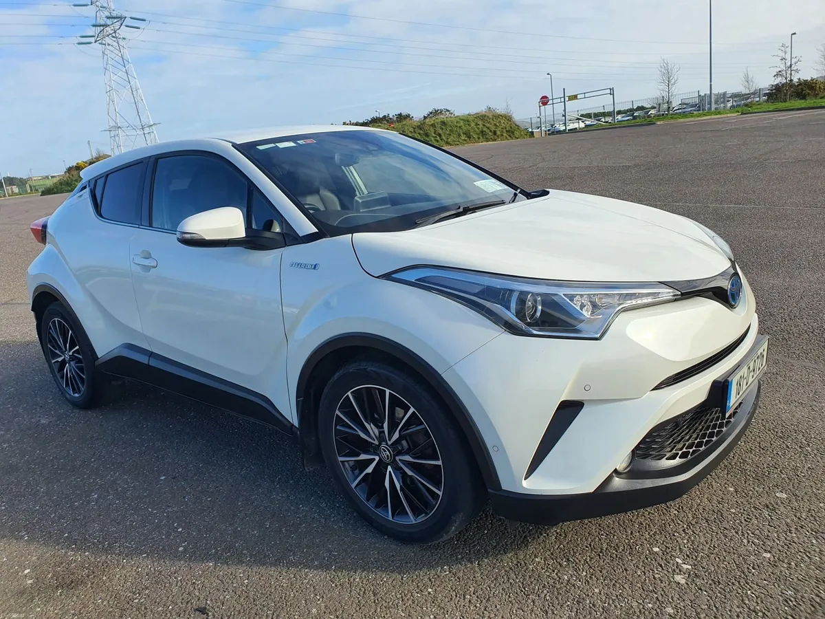 Toyota C-HR 2018 SOL AUTO HYBRID HIGH SPECS - Image 1