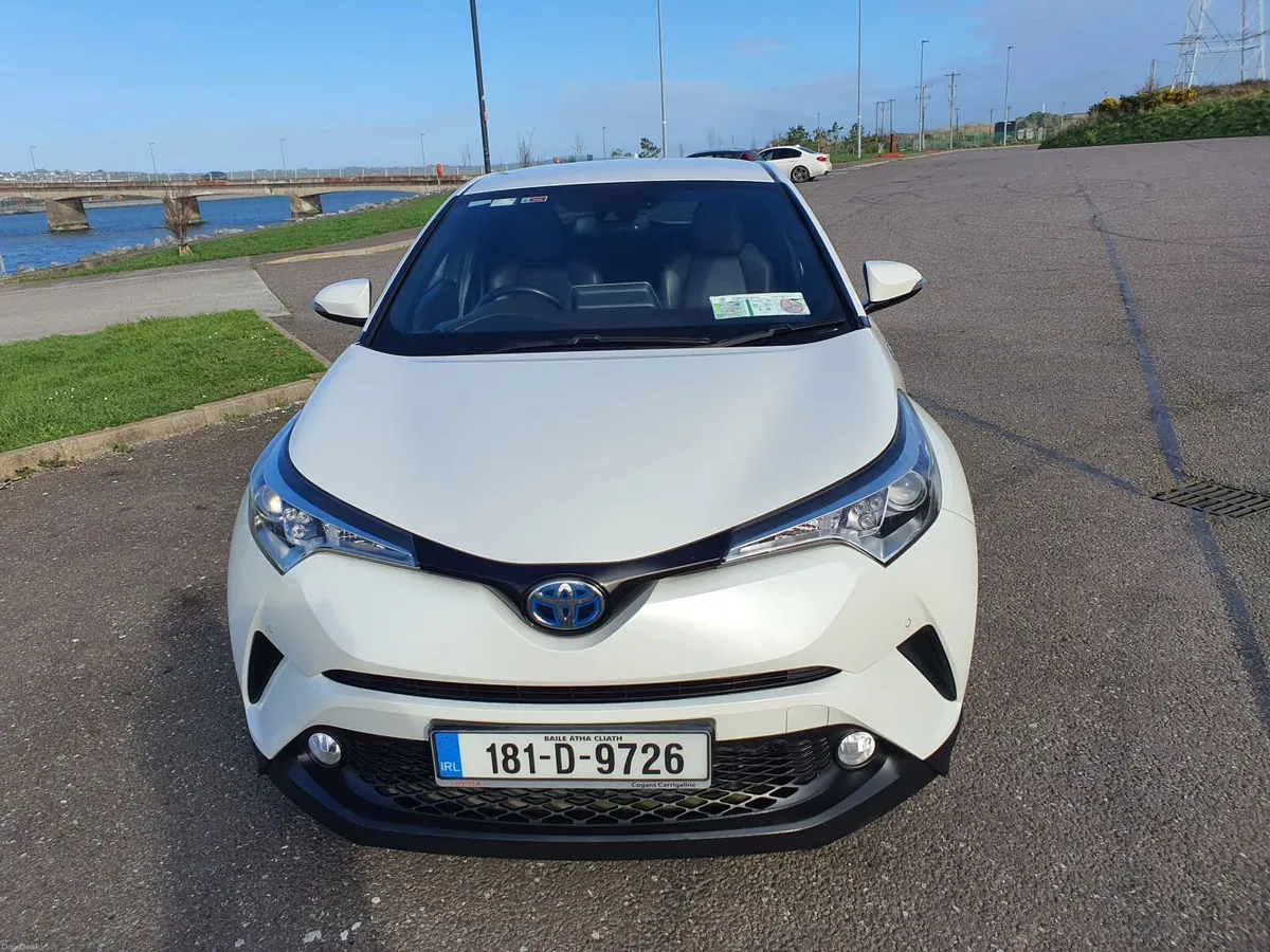 Toyota C-HR 2018 SOL AUTO HYBRID HIGH SPECS - Image 2