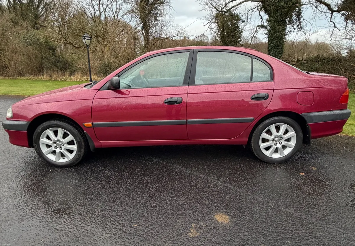 Toyota Avensis 1999 - Image 5
