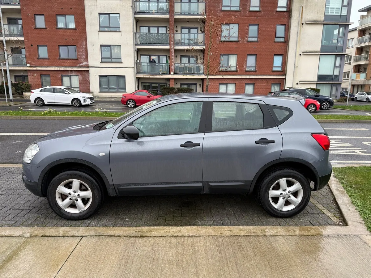 Nissan Qashqai 2008 - Image 2