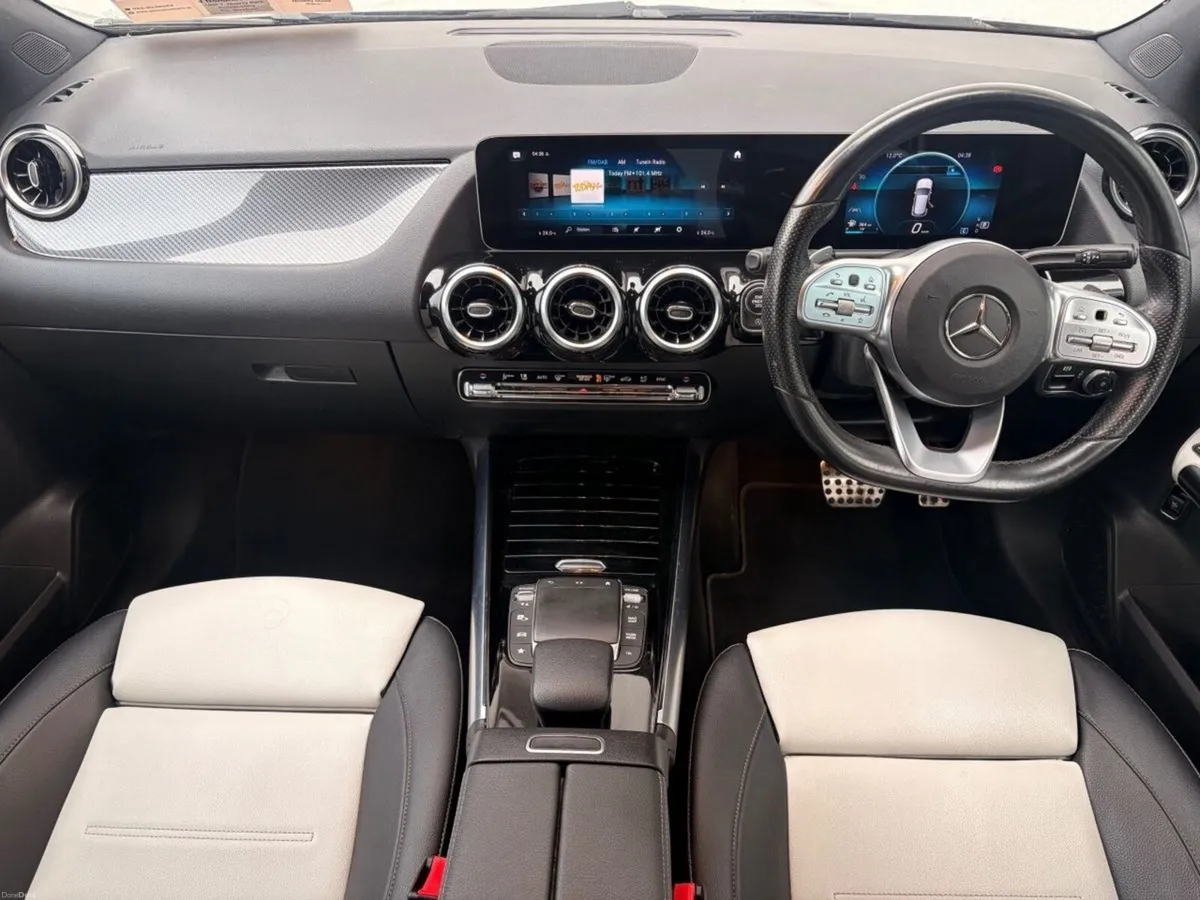 Mercedes-Benz GLA GLA 200 d Auto AMG LINE - Image 3
