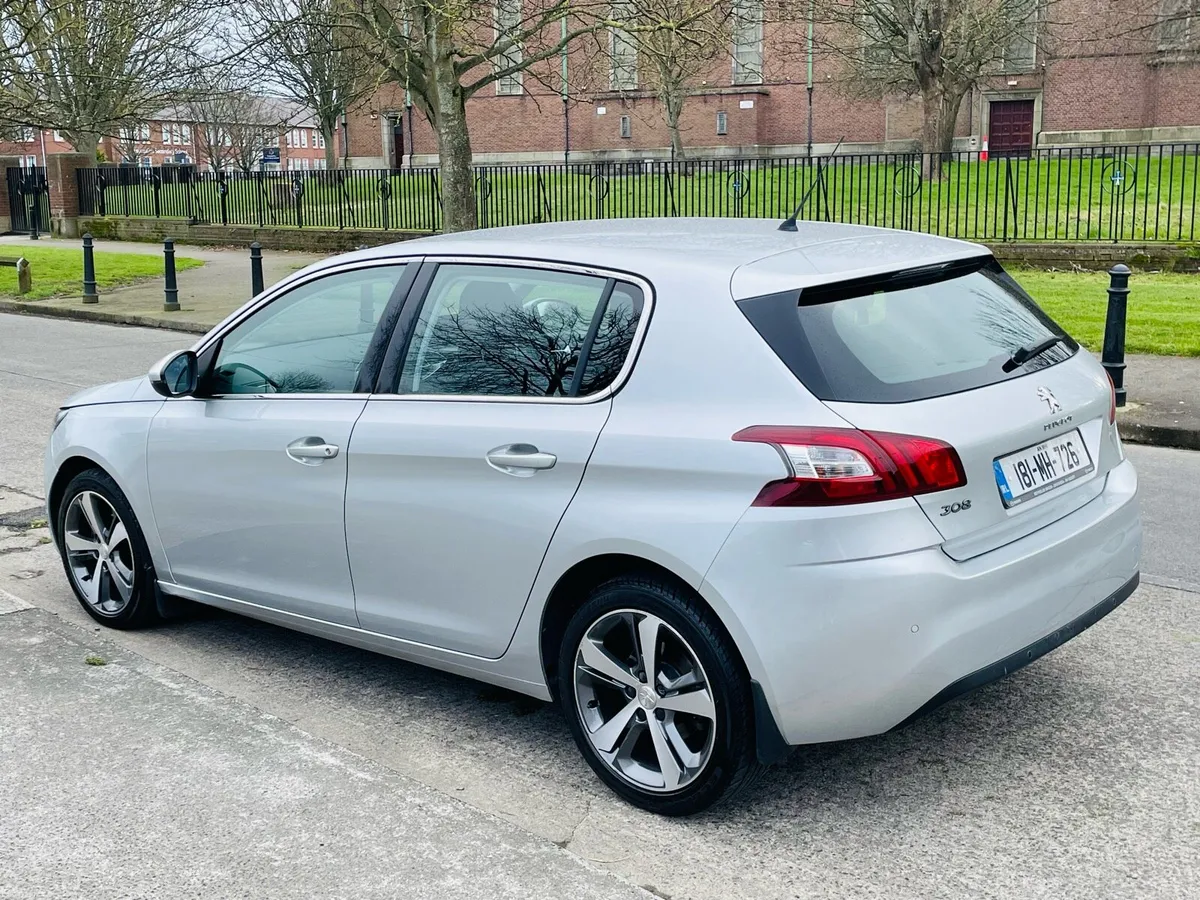 Peugeot 308 Allure NCT 1/28 - Image 3