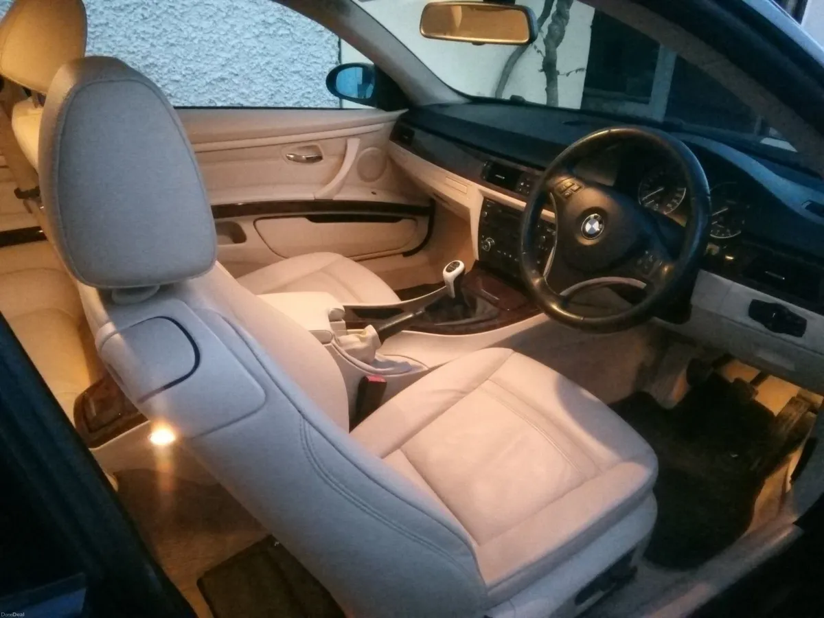 BMW E92 3-Series Coupe 2008 - Image 3