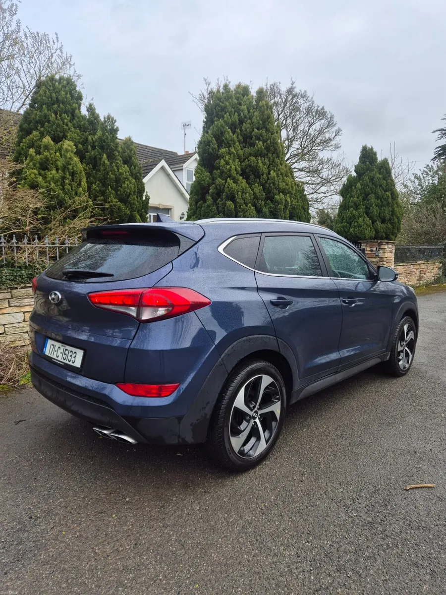 Hyundai Tucson 2.0 exclusive 2017 - Image 3