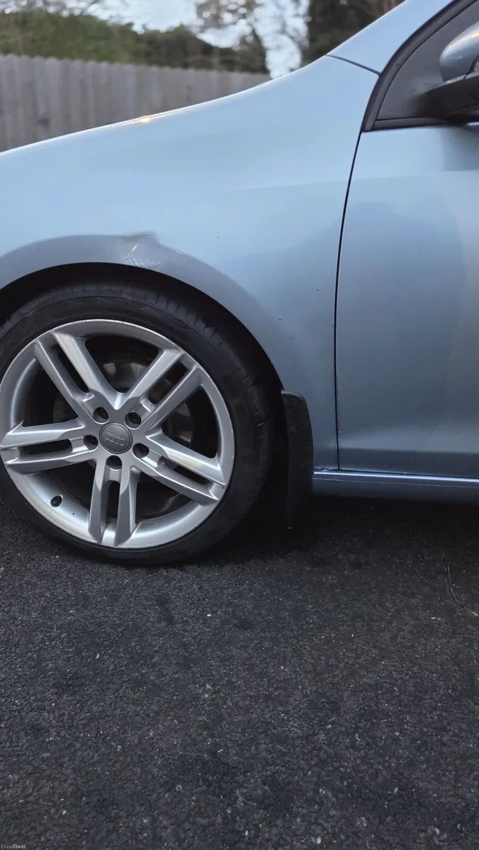 Volkswagen Golf 2009 - Image 4