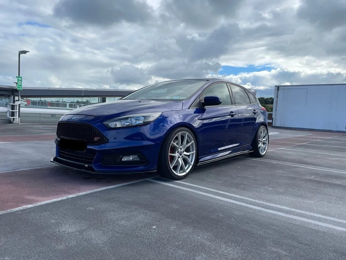Ford Focus 2015 - Image 3