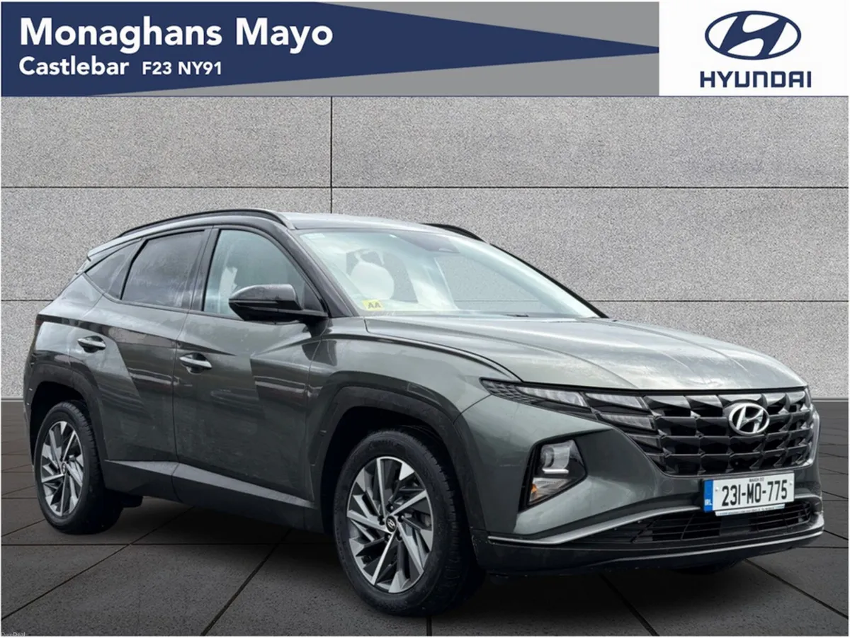 Hyundai Tucson EXECUTIVE 1.6 DIESEL TWO TONE 5DR - Image 1