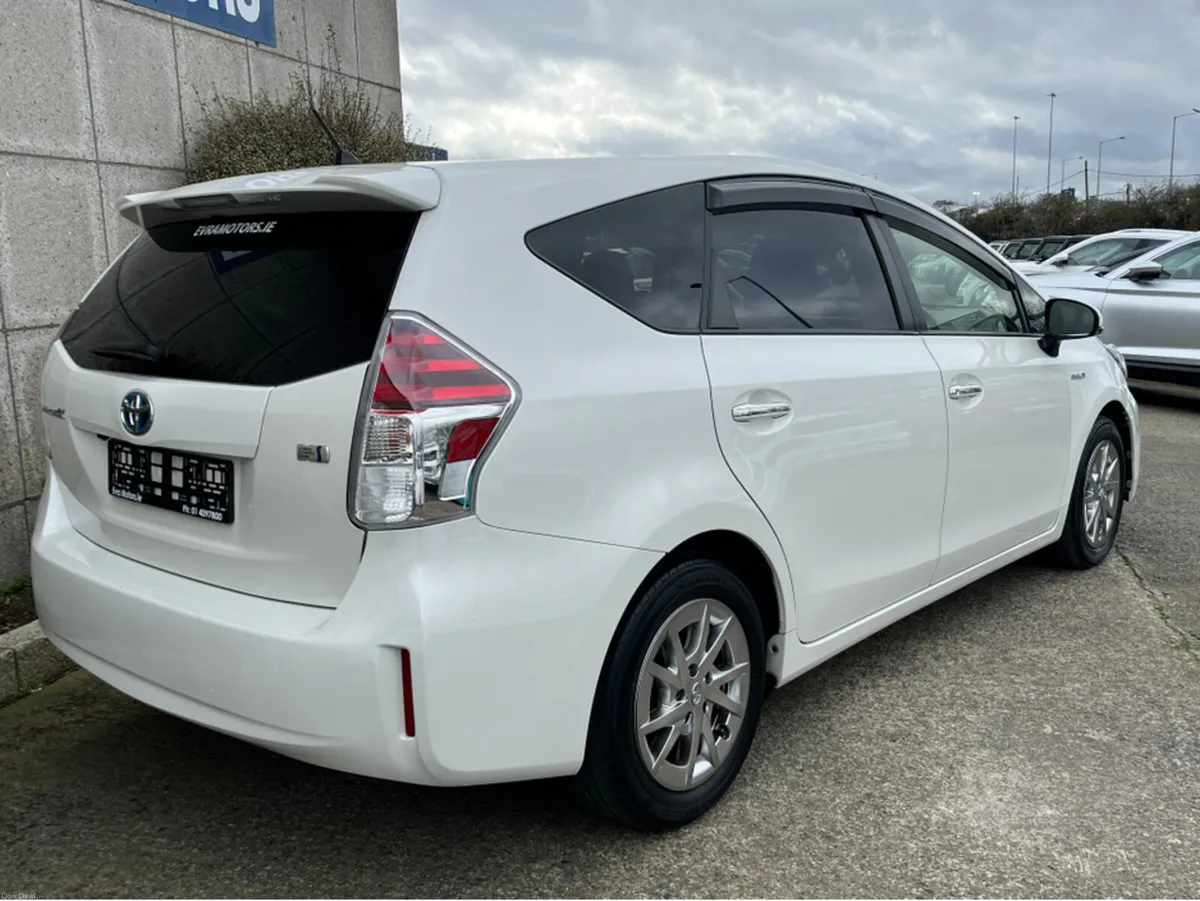 Toyota Prius 7 SEATER AUTOMATIC HYBRID 1.8 PETROL - Image 4