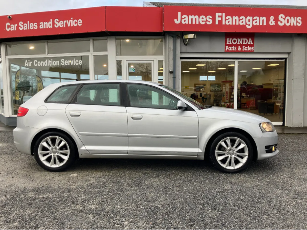 Audi A3 1.6 TDI SPORT 103BHP 5DR - Image 4