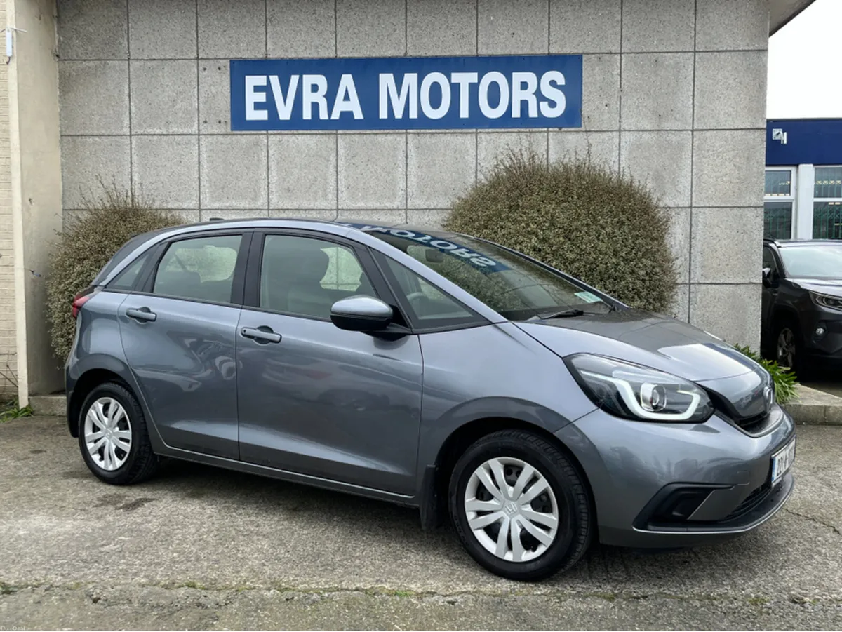 Honda Jazz AUTOMATIC HYBRID 1.5 PETROL //ADAPTIVE - Image 3