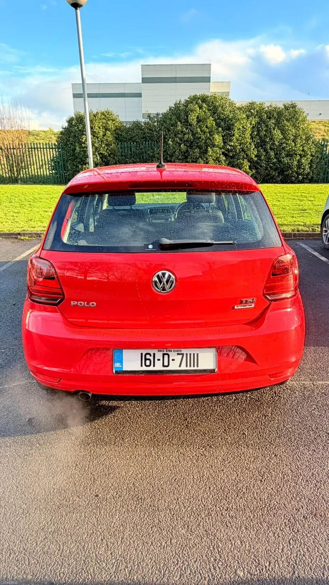 Volkswagen Polo 2016 - Image 2
