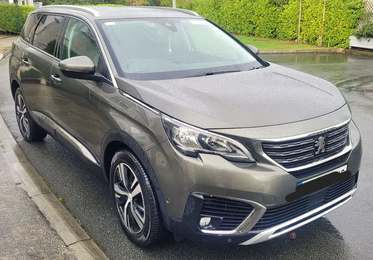 2019 Peugeot 5008 - Image 1