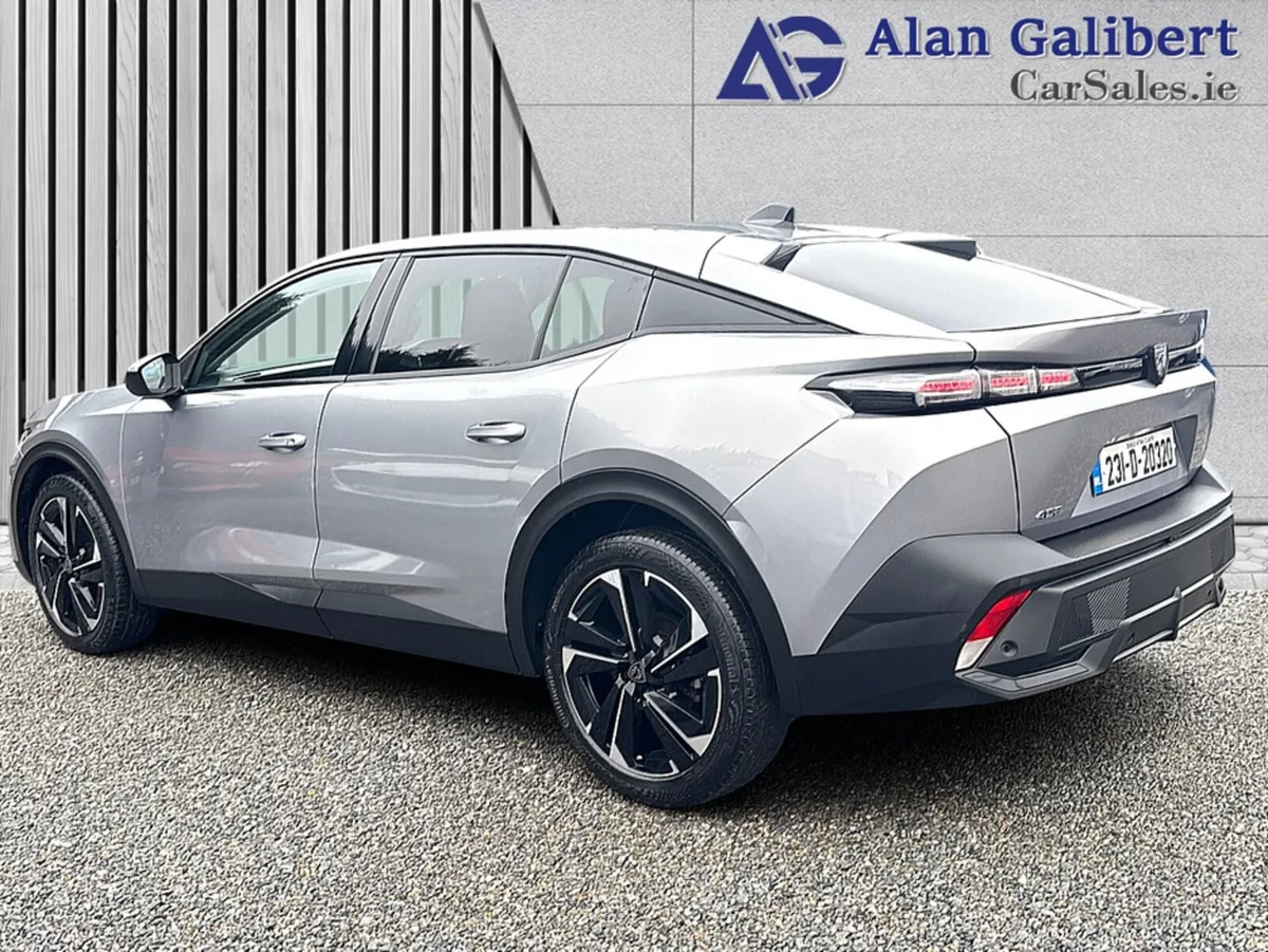 Peugeot 408 ALLURE 1.2 130 AUTOMATIC 6 - Image 2