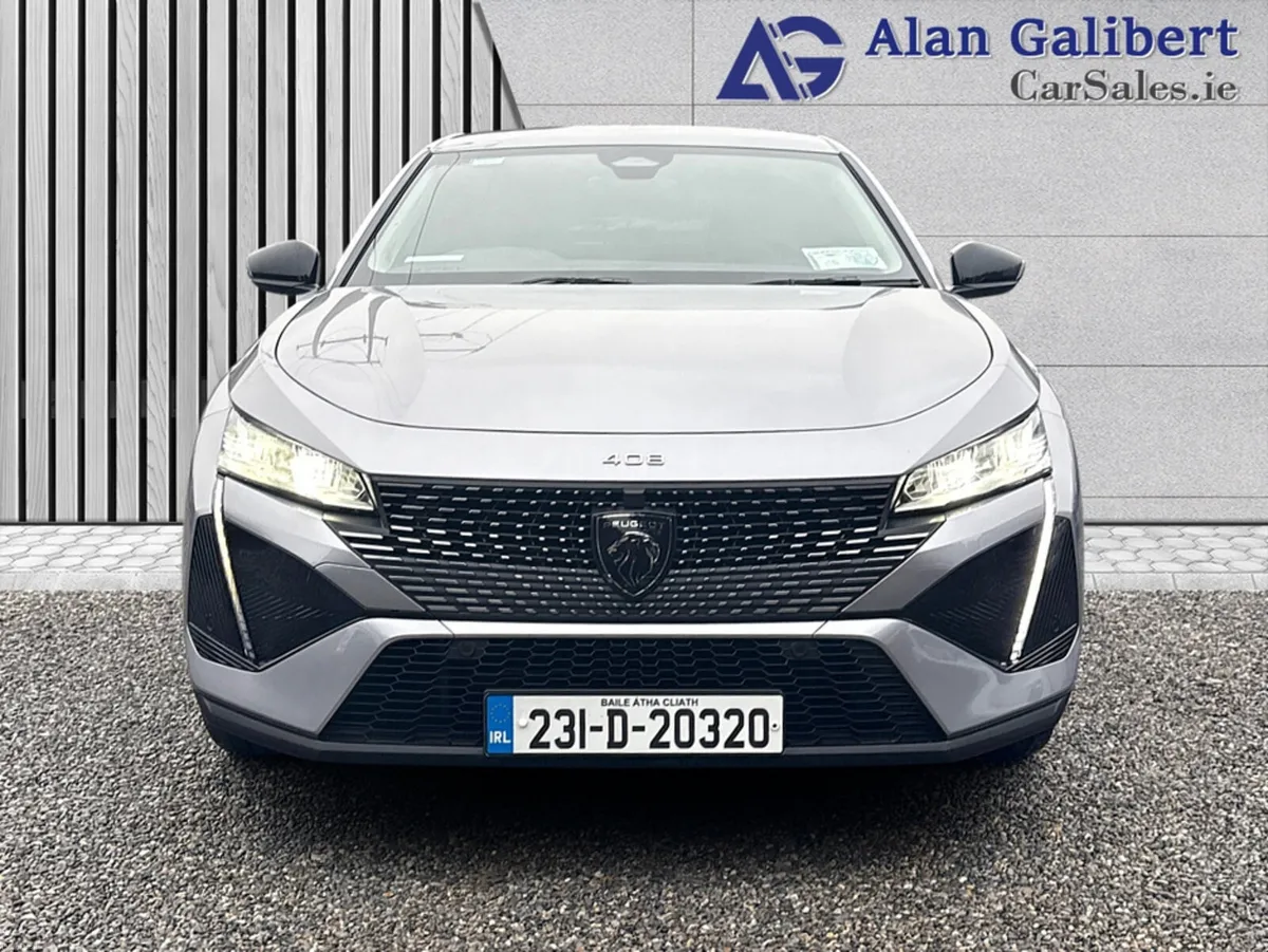 Peugeot 408 ALLURE 1.2 130 AUTOMATIC 6 - Image 4