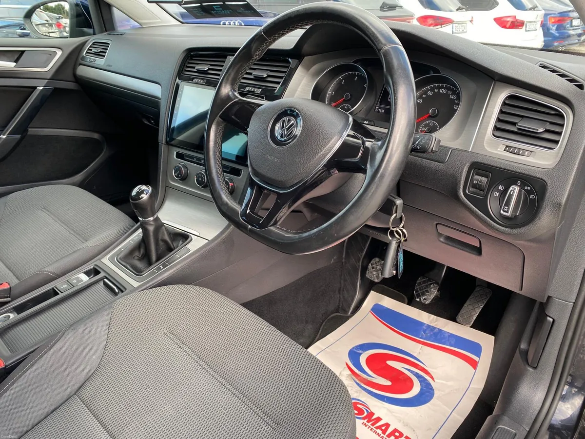 Volkswagen Golf 1.6 TDI - Image 4