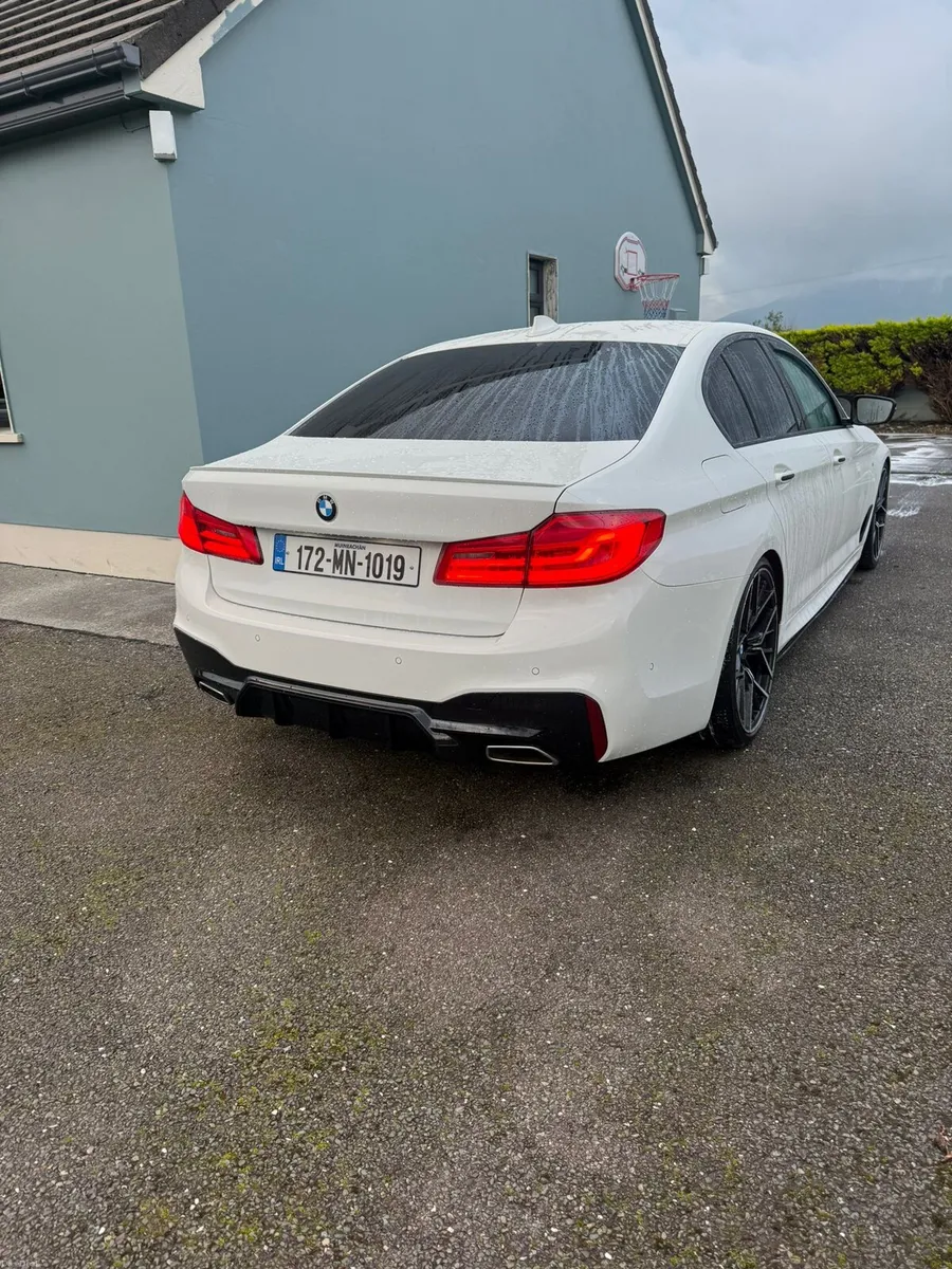 2017 BMW 520d G30 MSPORT auto. - Image 3