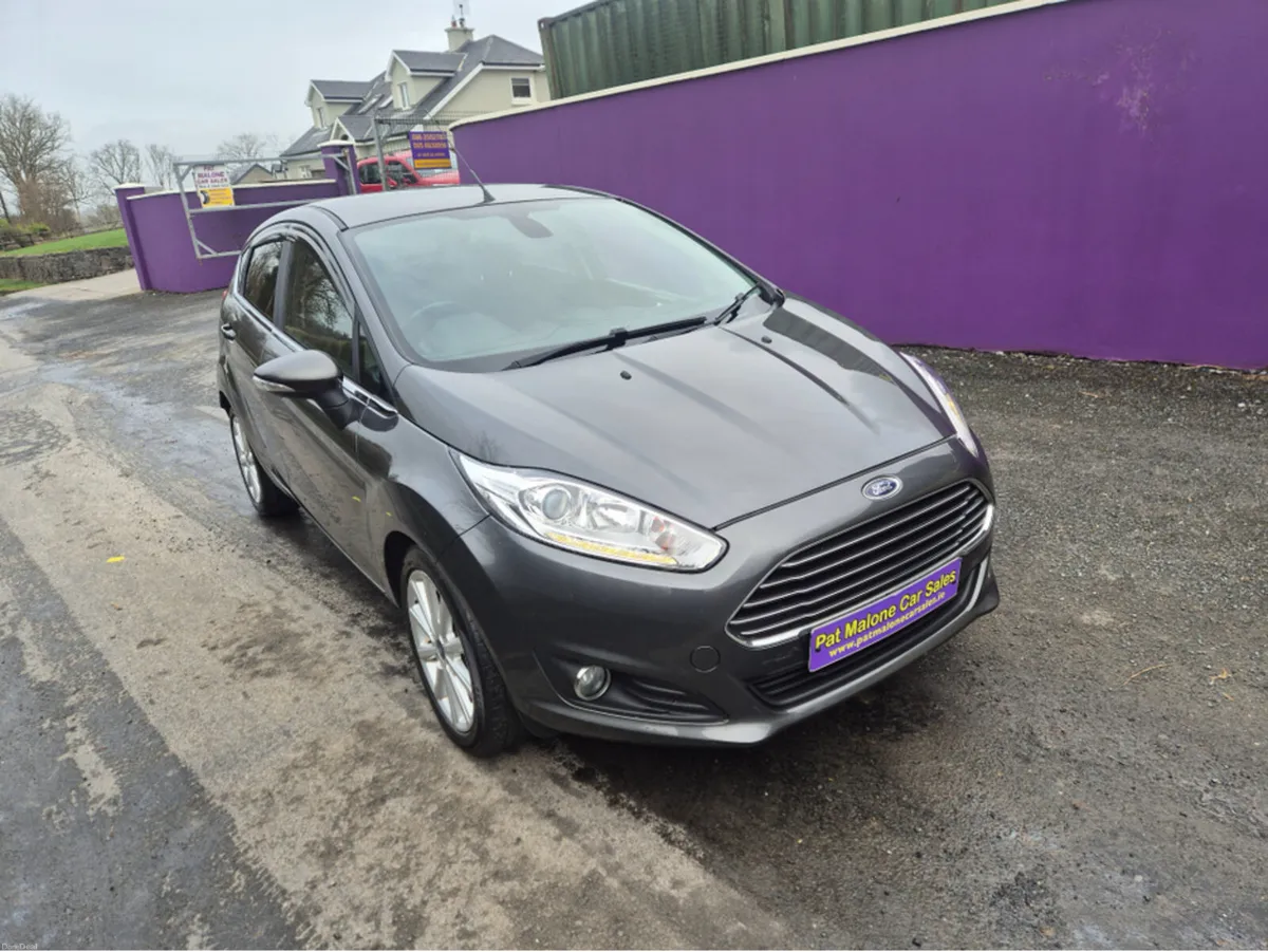 Ford Fiesta TITANIUM TDCI - Image 2