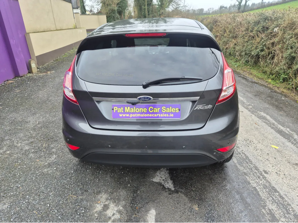 Ford Fiesta TITANIUM TDCI - Image 4