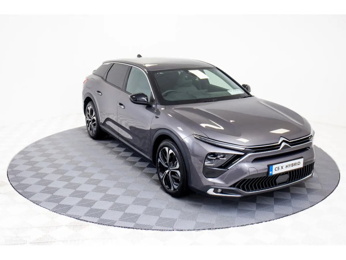 Citroen C5 X PLUS 1.2 Petrol Hybrid Auto 145HP - Image 1