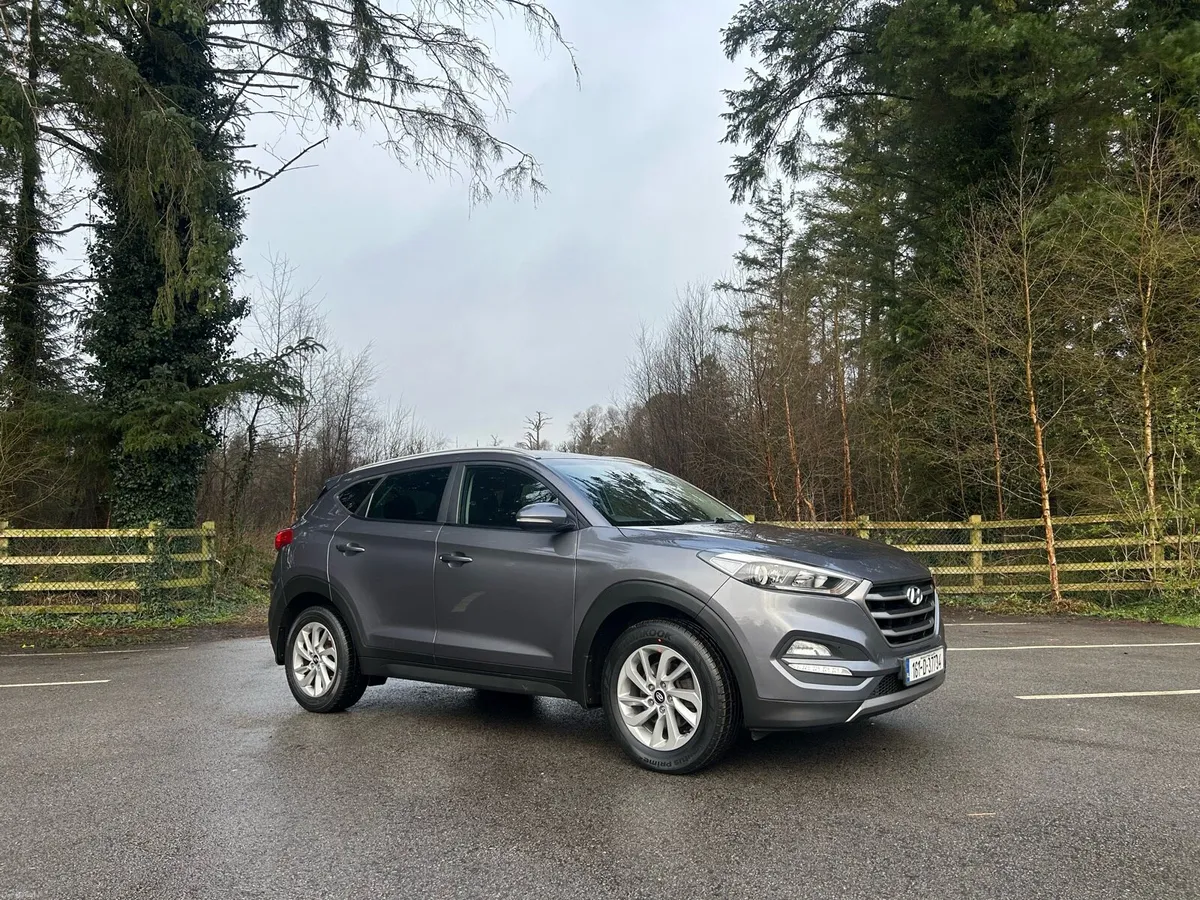 Hyundai Tucson 1.7diesel Executive - Image 1