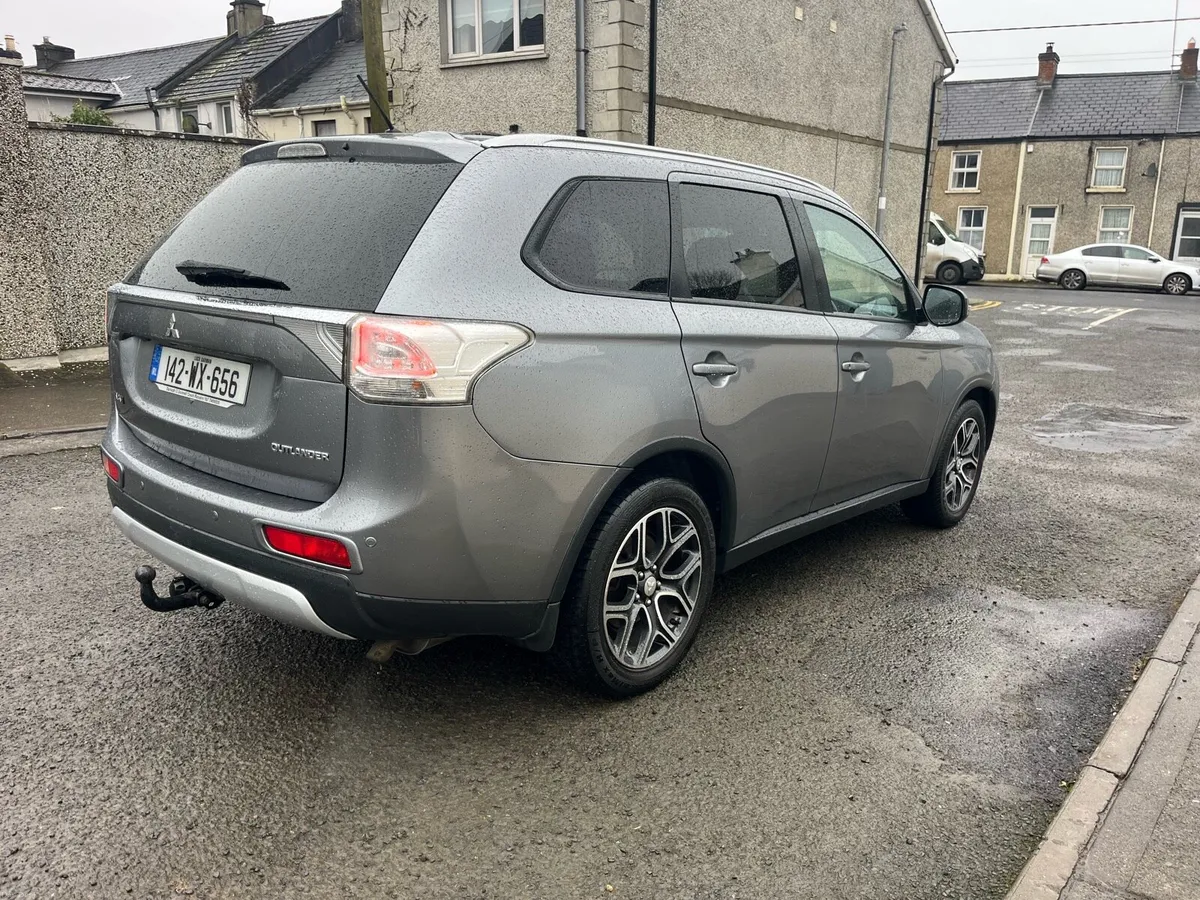 Mitsubishi Outlander Diesel 4WD(Auto) - Image 3