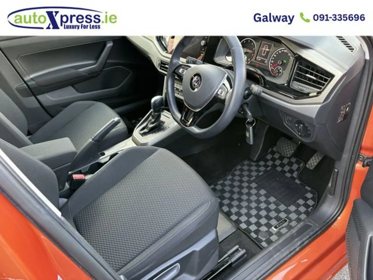 Volkswagen Polo 1.0 TSI Automatic, Reversing camer - Image 2