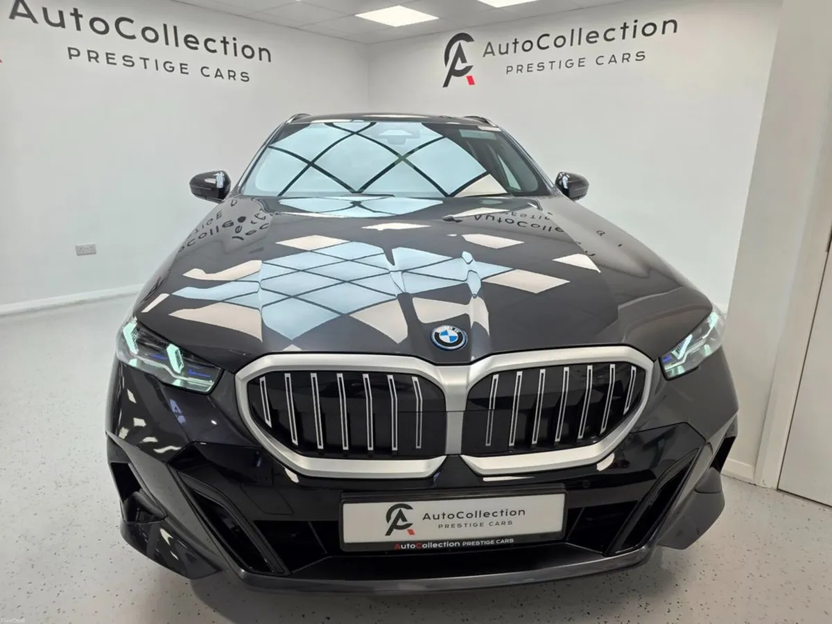 BMW 5-Series **ONLY 11K MILES**530E**M-SPORT** - Image 3