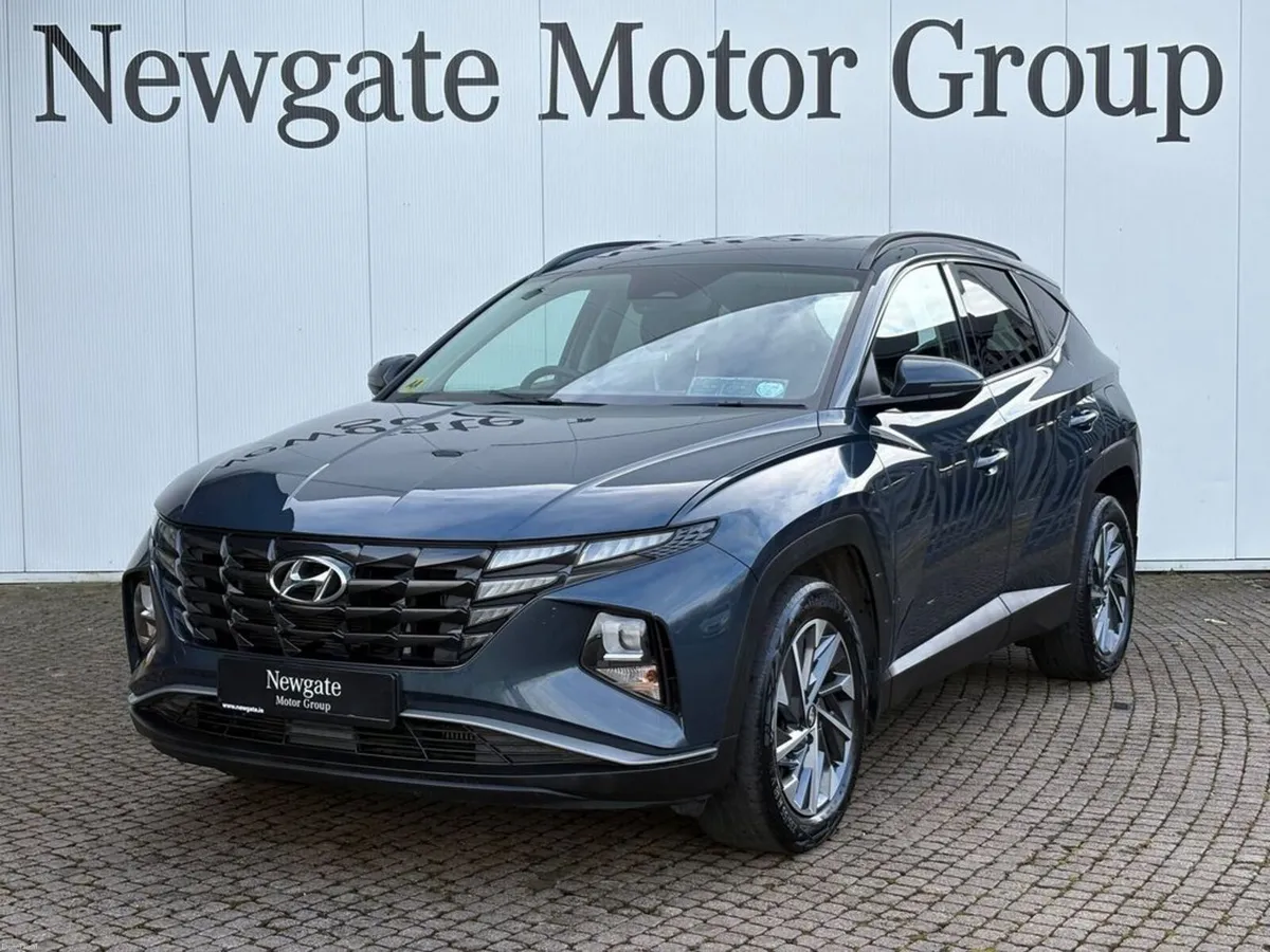 Hyundai Tucson Executive 5DR - Image 1
