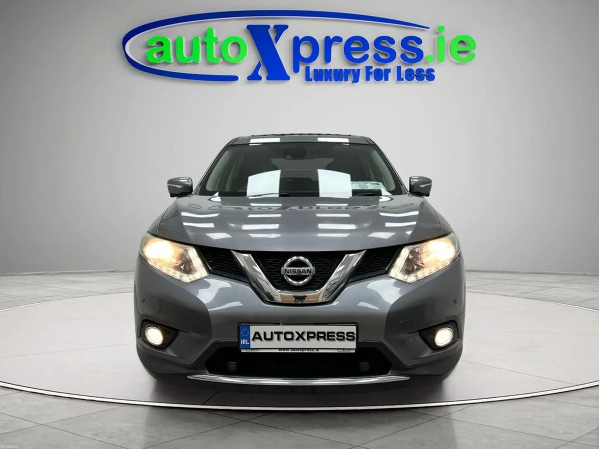 Nissan X-Trail 1.6 DCI Acenta , Panoramic sunroof - Image 3