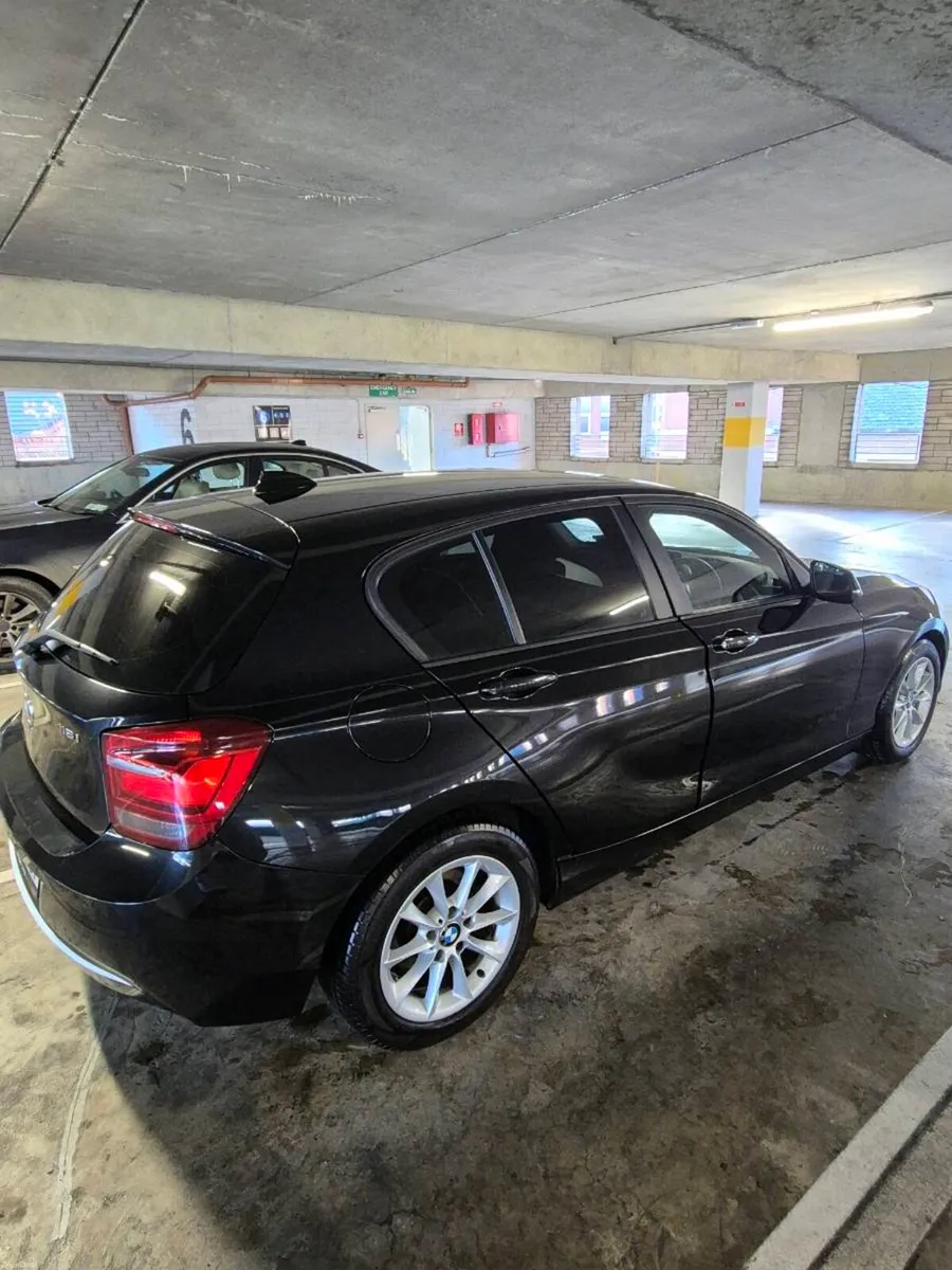 BMW 116i Automatic Low mileage - Image 3