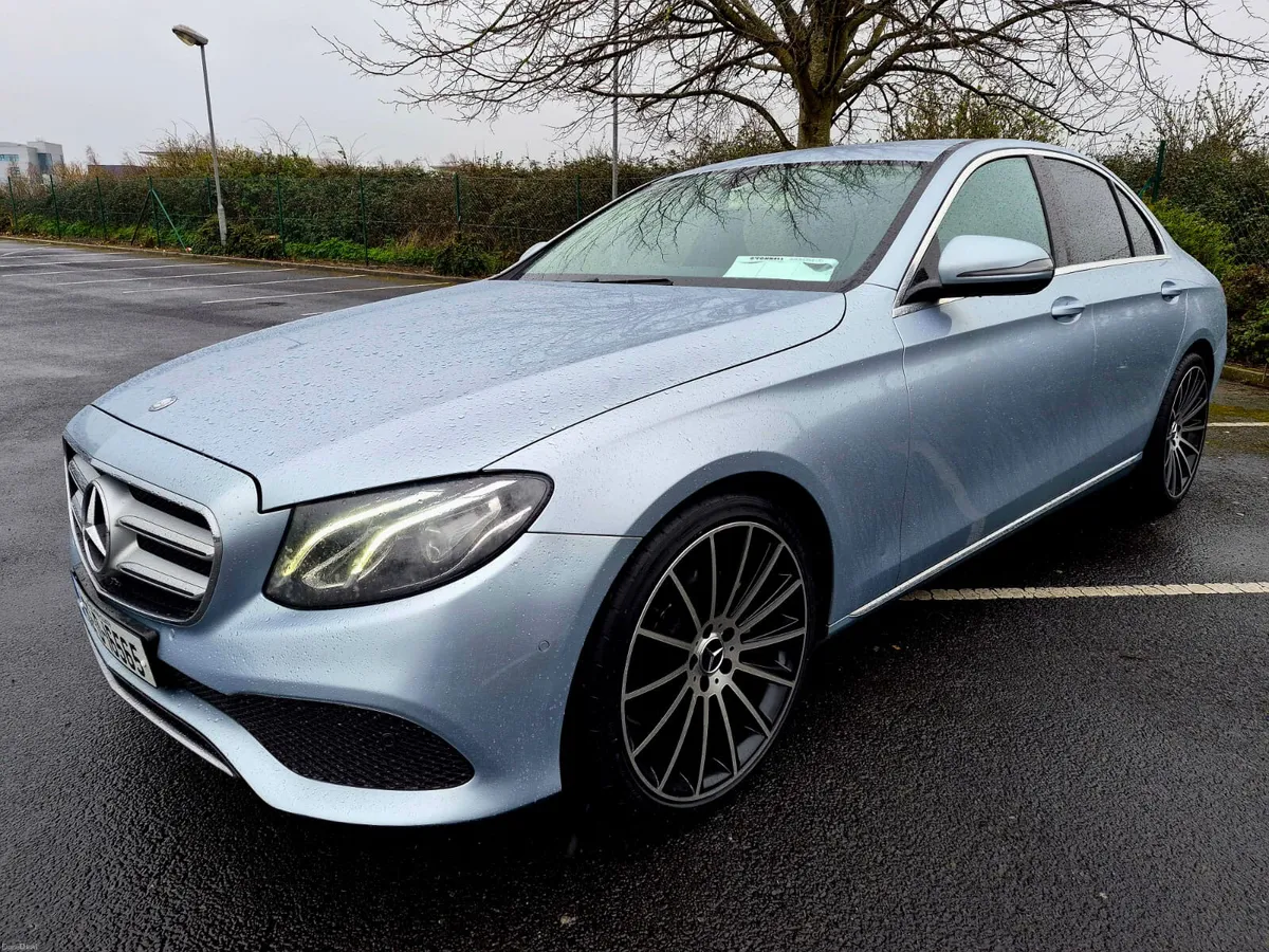 2016 MERCEDES BENZ E220 CDI SE + AMG ALLOYS AUTO - Image 5